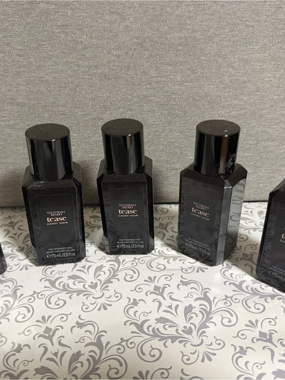 Victoria's Secret Tease Candy Noir Mini Fragrance Mist- Black